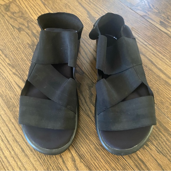 Adidas Y-3 Qasa Sandals - Picture 2 of 7